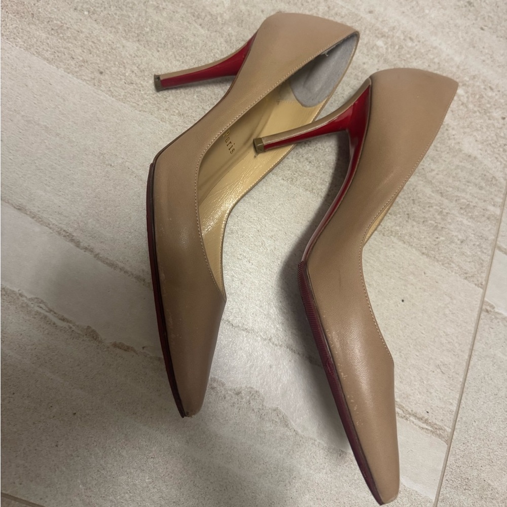 ❤️Christian Louboutin size 6.5 Nude Heels- offers welcomed!!!!!❤️ - Picture 3 of 15